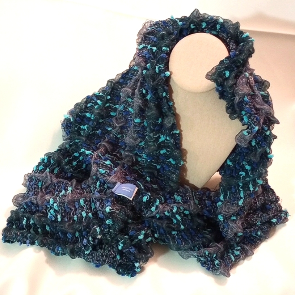Vera Wang blues infinity scarf